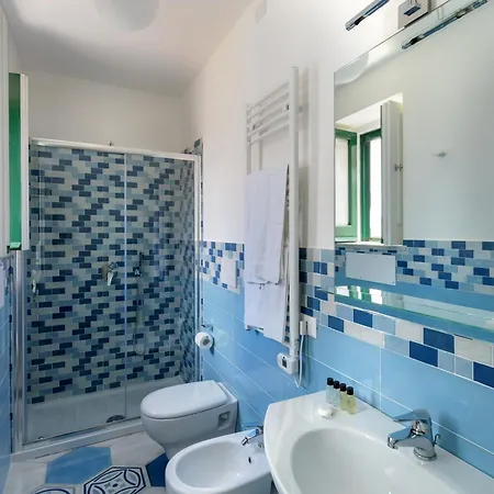 Bed & Breakfast Caruso 4*